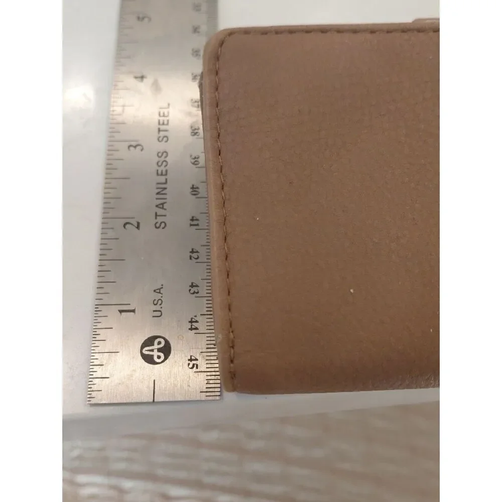 Safe Keeper elegant taupe